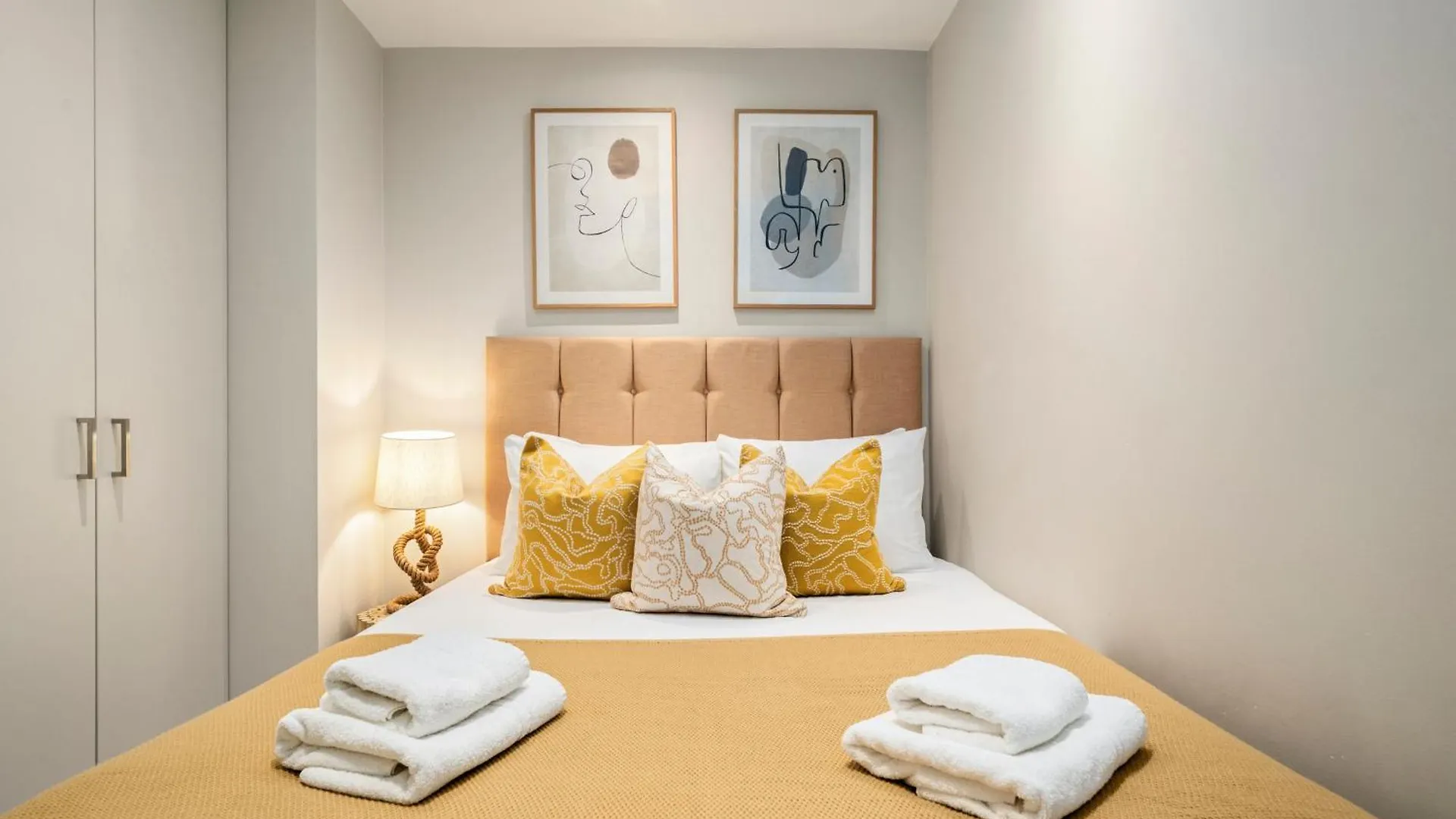 Comfortable Apartments In Shoreditch High Street London