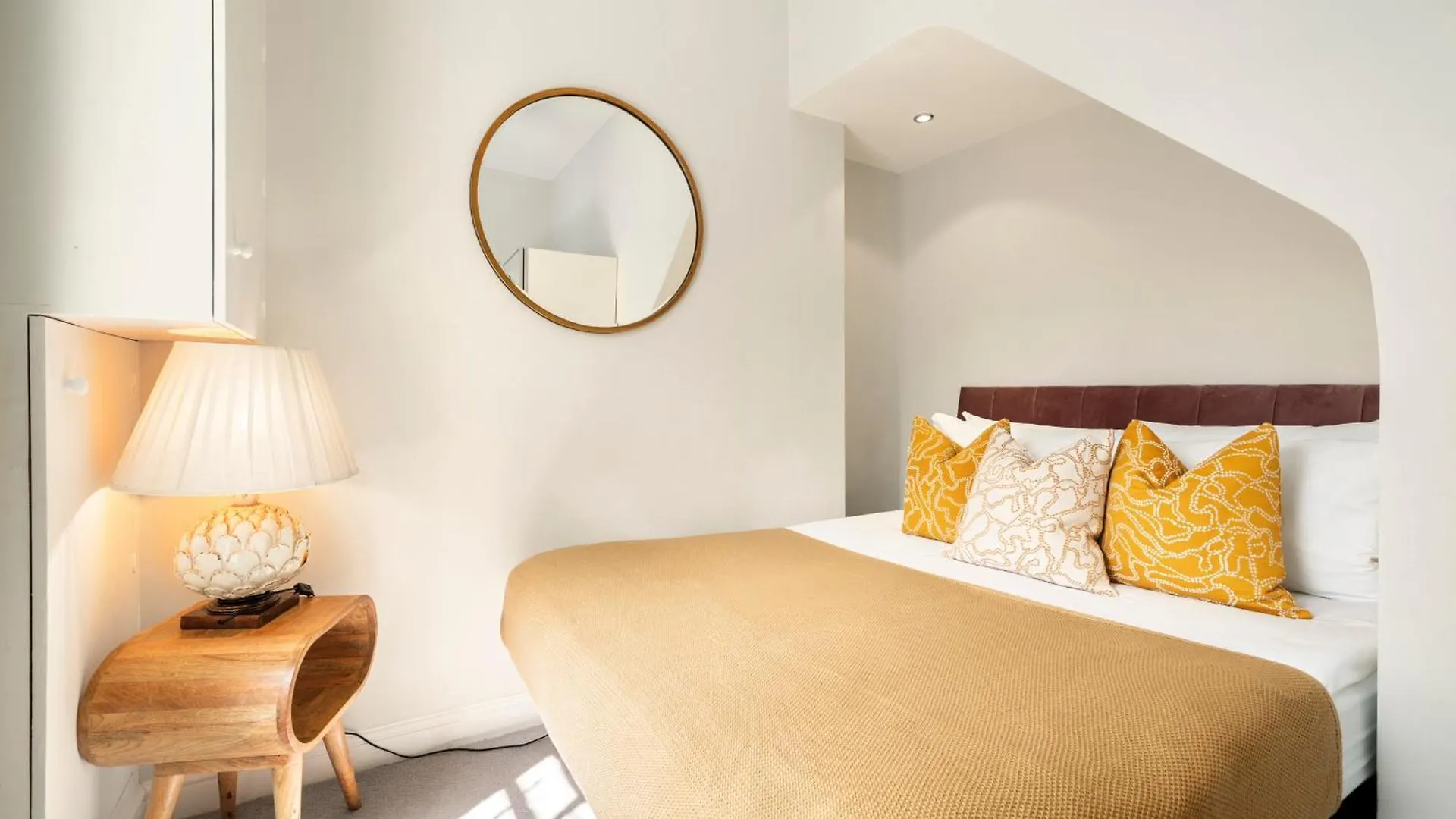 Comfortable Apartments In Shoreditch High Street London