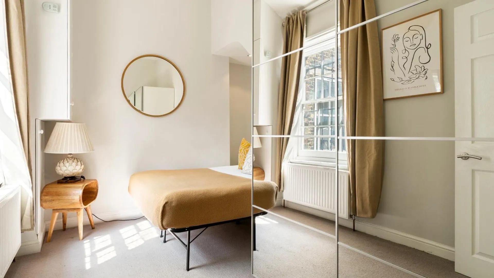 Comfortable Apartments In Shoreditch High Street London