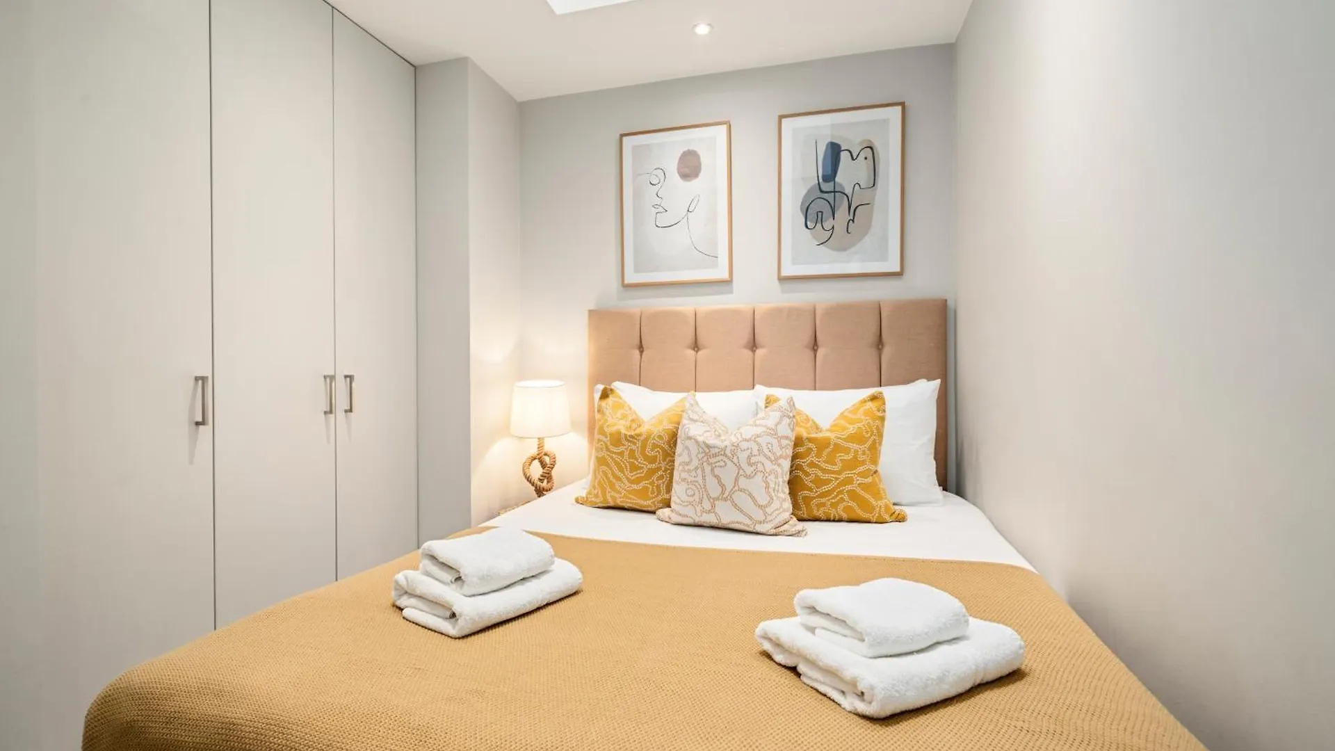 Comfortable Apartments In Shoreditch High Street London 0*,